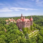 Ksiaz 3* 바우브자이치