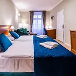 Ksiaz 3* 바우브자이치