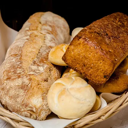 Książ