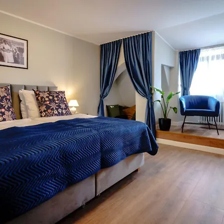 Książ Hotel 3*