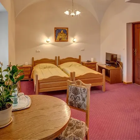 Ksiaz 3*